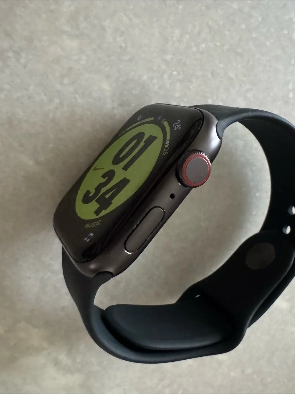 Apple Watch SE (GPS + Cellular) Black 44mm + Bands